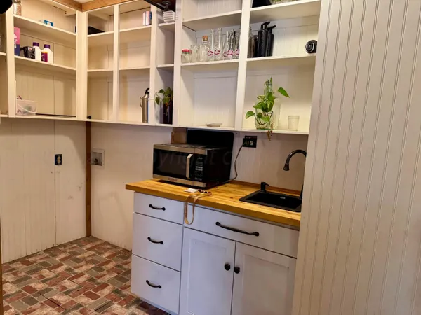 $159,000 | 811 Bungalow Avenue, Canadian, TX 79014