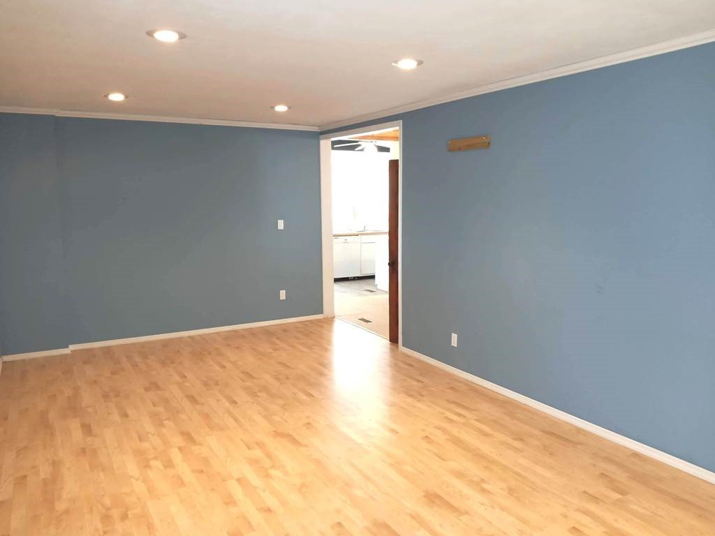 401 East Woodyard Street Ridge Farm, IL 61870 - Photo 13 of 31