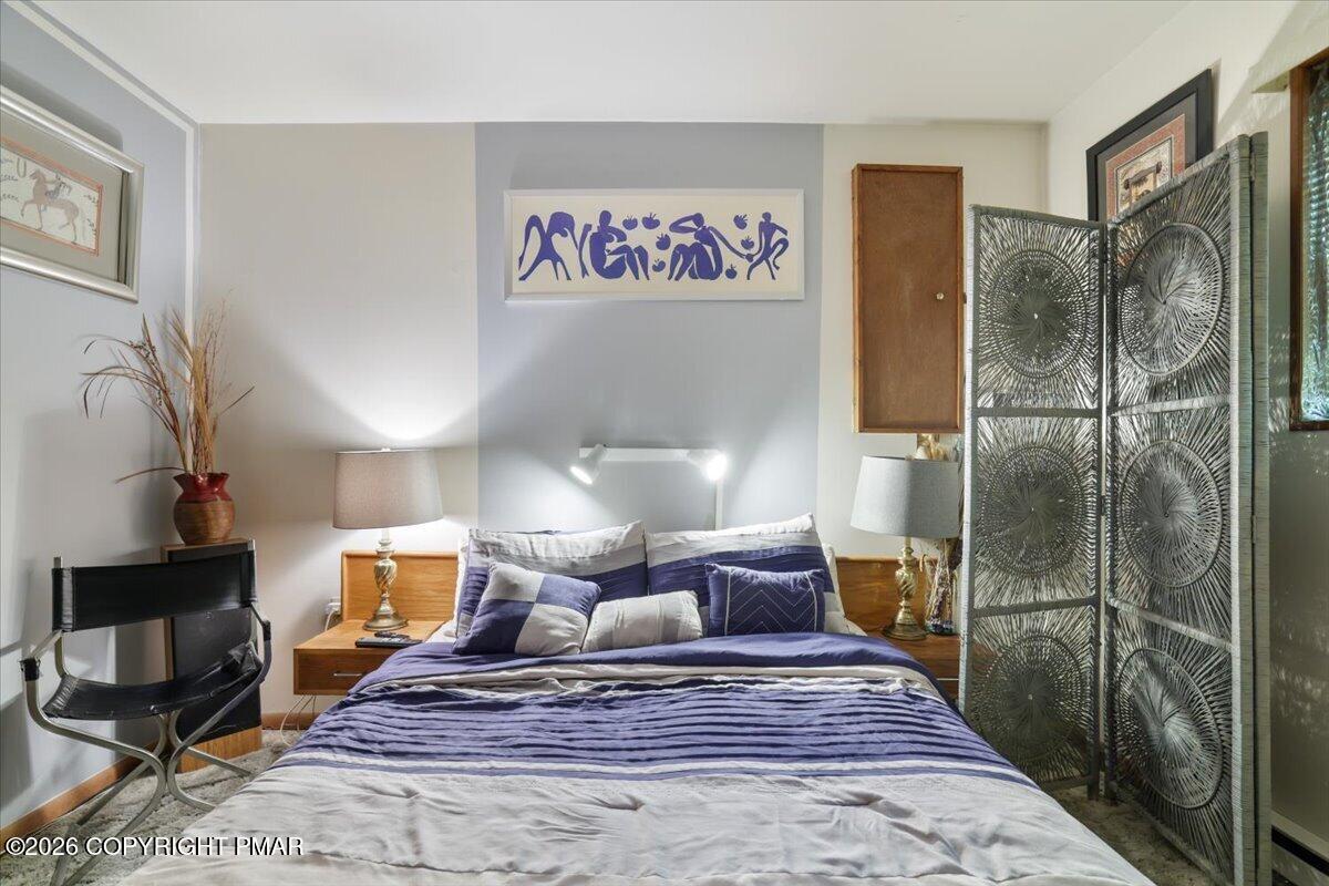158 Saunders Drive Bushkill, PA 18324 - Photo 27 of 75 26- Second bedroom