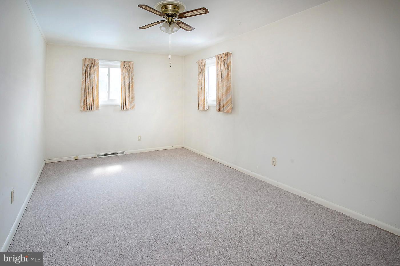 1930 Hemlock Road Norristown, PA 19403 - Photo 21 of 37 Gallery Image 21