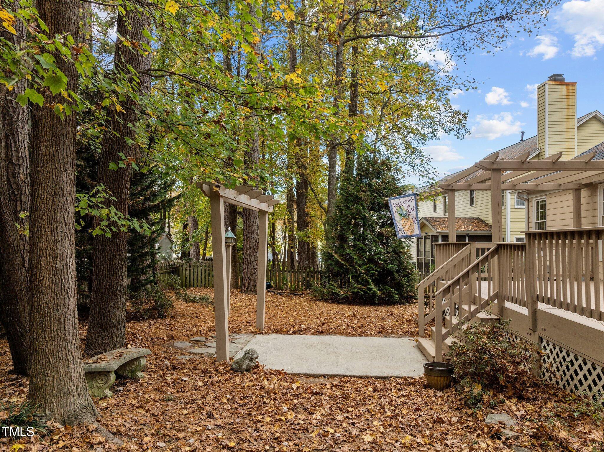 5621 Raddington Street Raleigh, NC 27613 - Photo 6 of 34 Hardscaping
