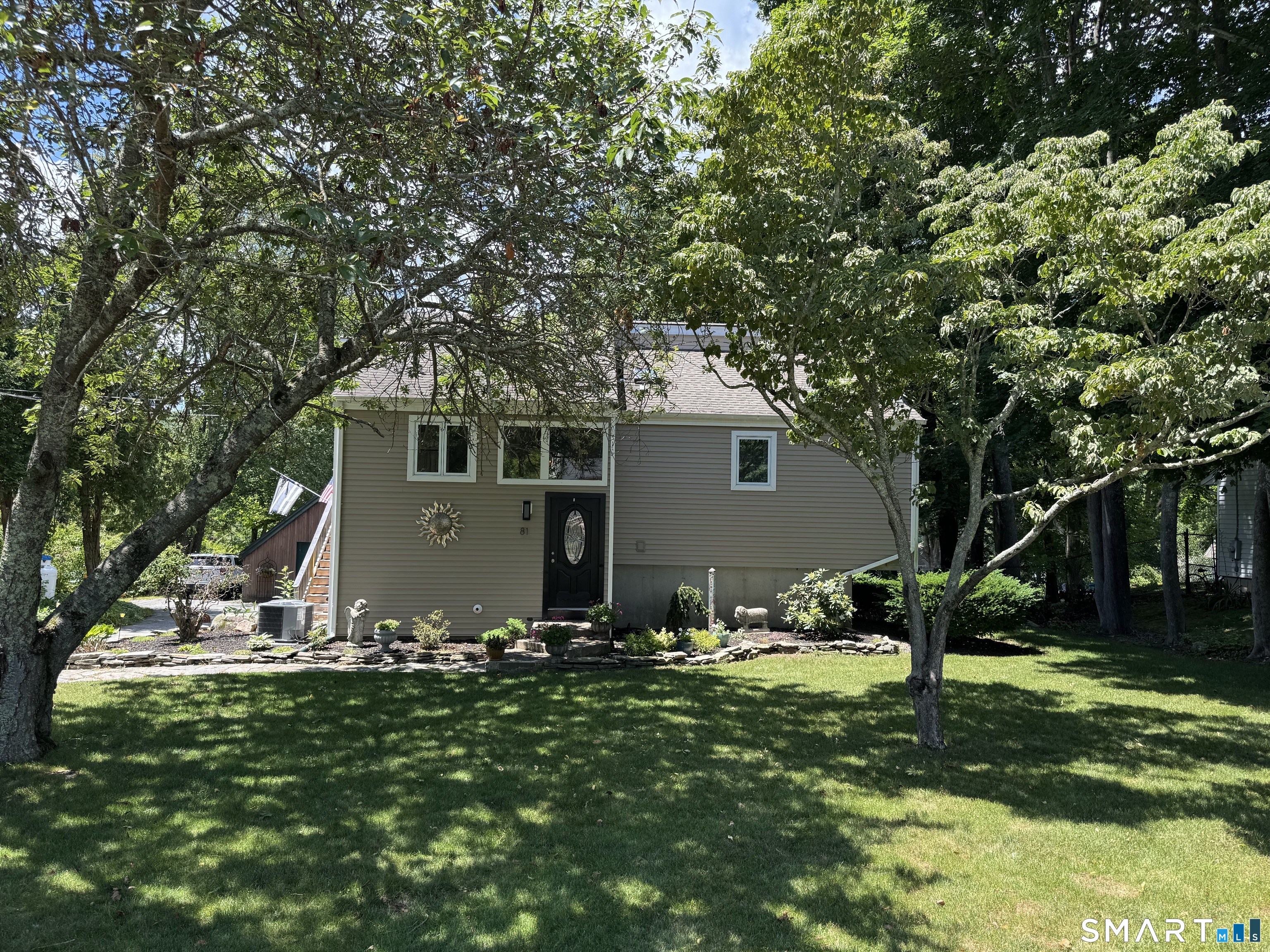 81 Oswegatchie Road Waterford, CT 06385 - Photo 1 of 36