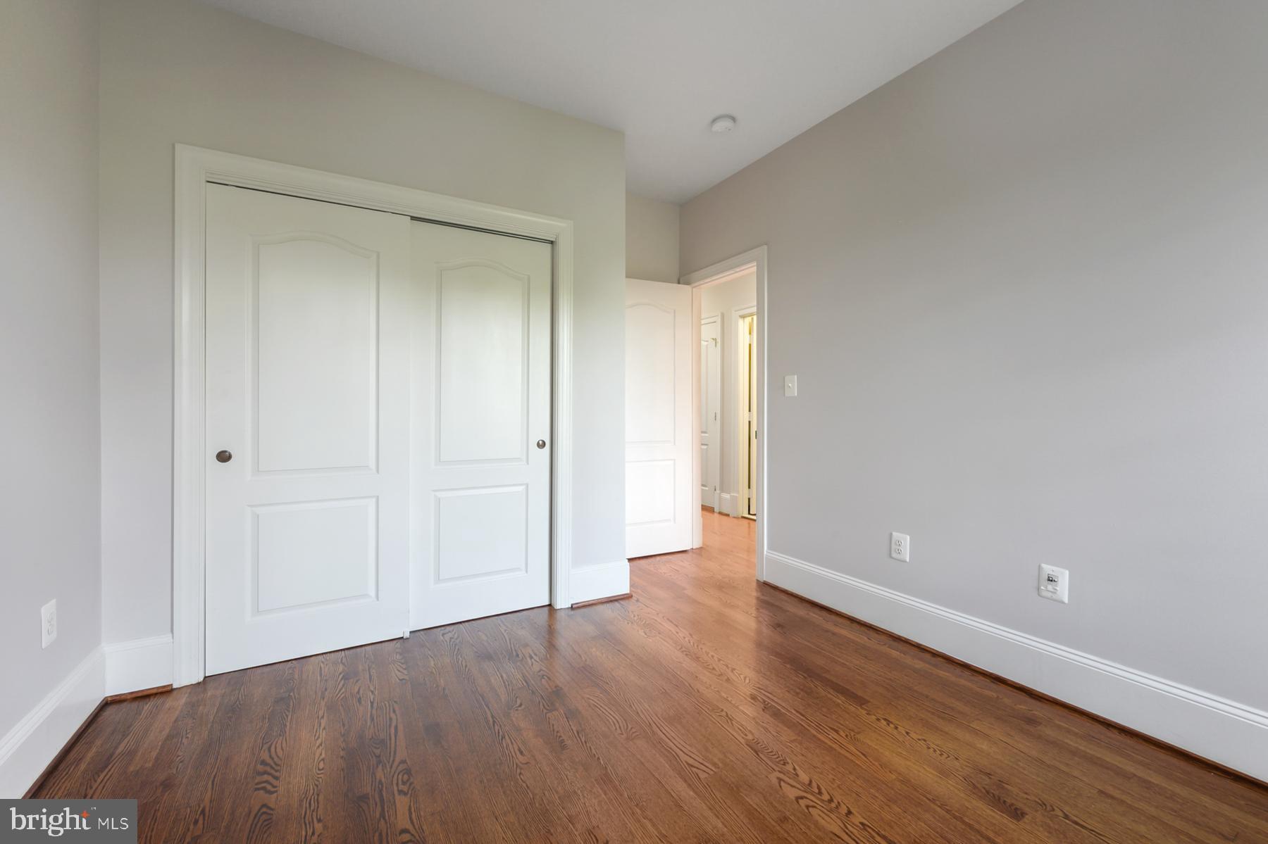 1734 Carpenter Road Alexandria, VA 22314 - Photo 22 of 48 Upper level 2 bedrooms