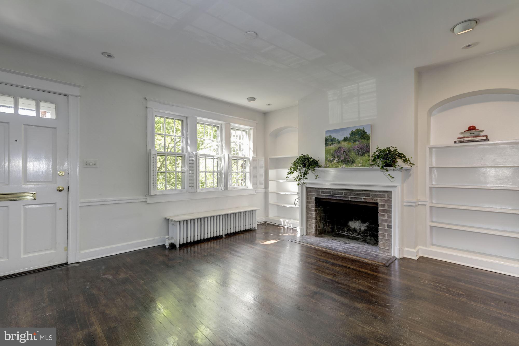 1533 Foxhall Road Northwest Washington, DC 20007 - Photo 11 of 22 Interior (General)