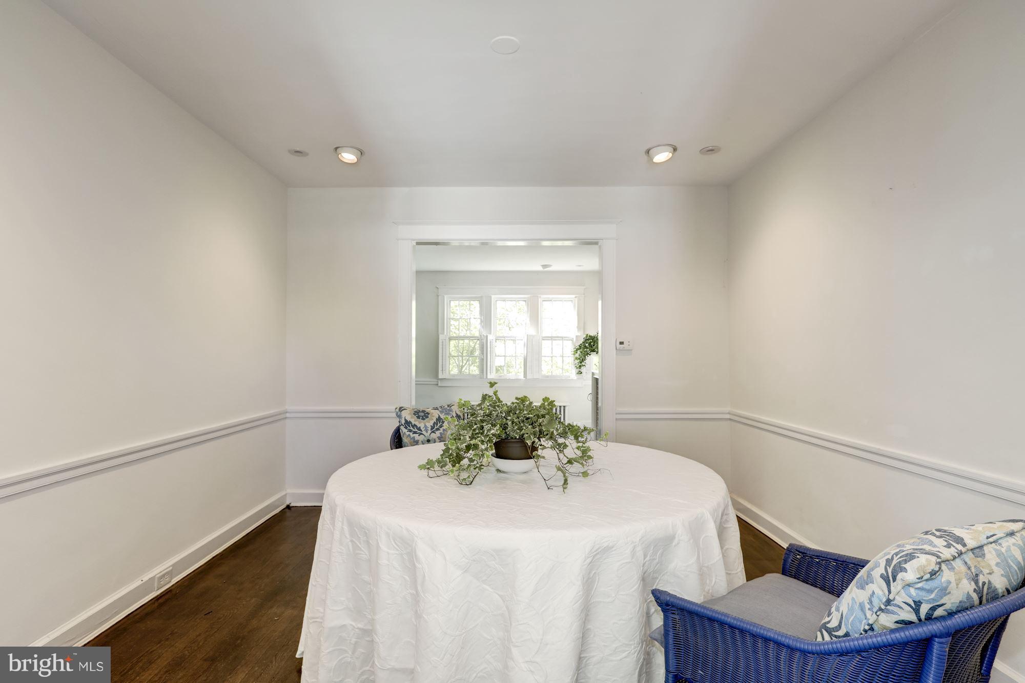 1533 Foxhall Road Northwest Washington, DC 20007 - Photo 13 of 22 Dining Room
