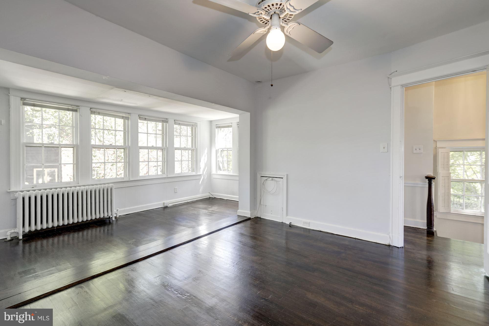 1533 Foxhall Road Northwest Washington, DC 20007 - Photo 17 of 22 Bedroom (Master)