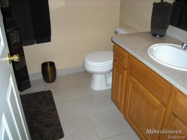 37371 Ryan Road Sterling Heights, MI 48310 - Photo 11 of 23 12.jpg