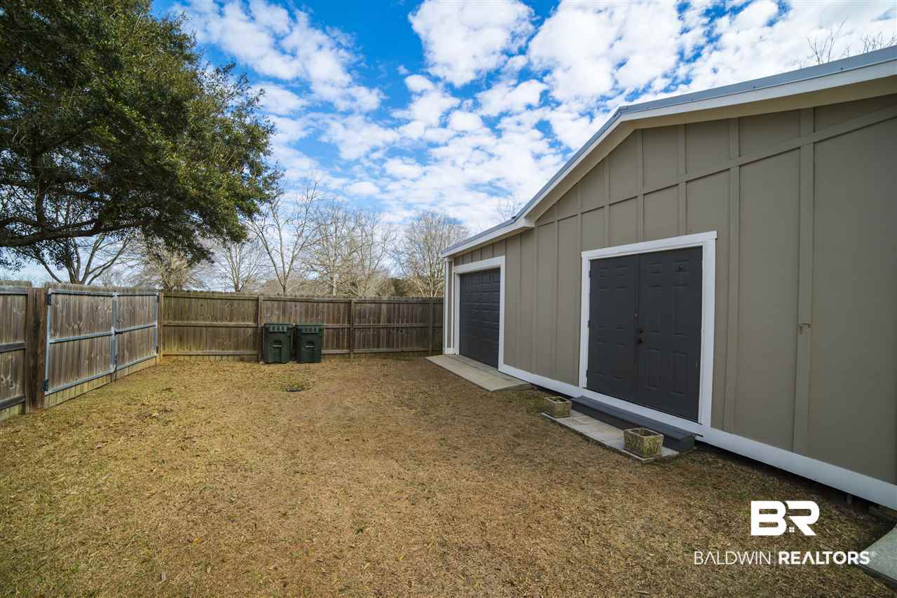8638 County Road 34 Fairhope, AL 36532 - Photo 29 of 42 Workshop