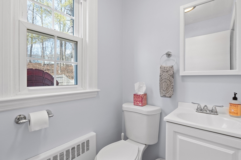 4 Winter Hill Drive Worcester, MA 01605 - Photo 13 of 29