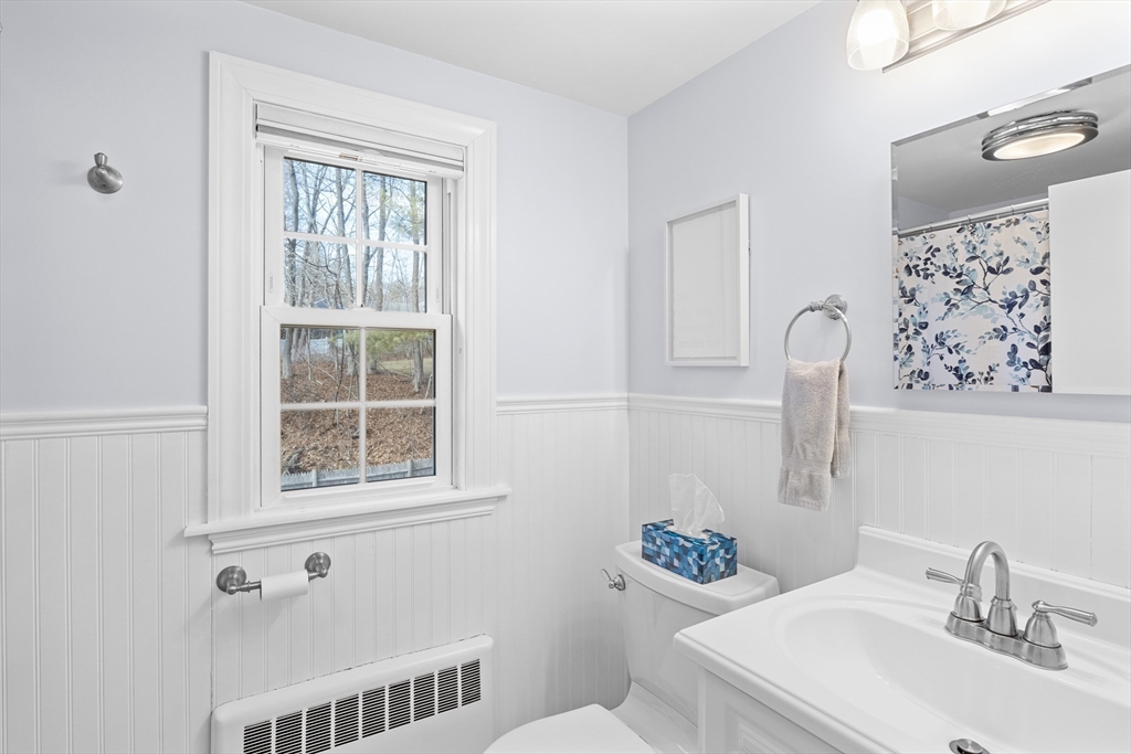 4 Winter Hill Drive Worcester, MA 01605 - Photo 19 of 29