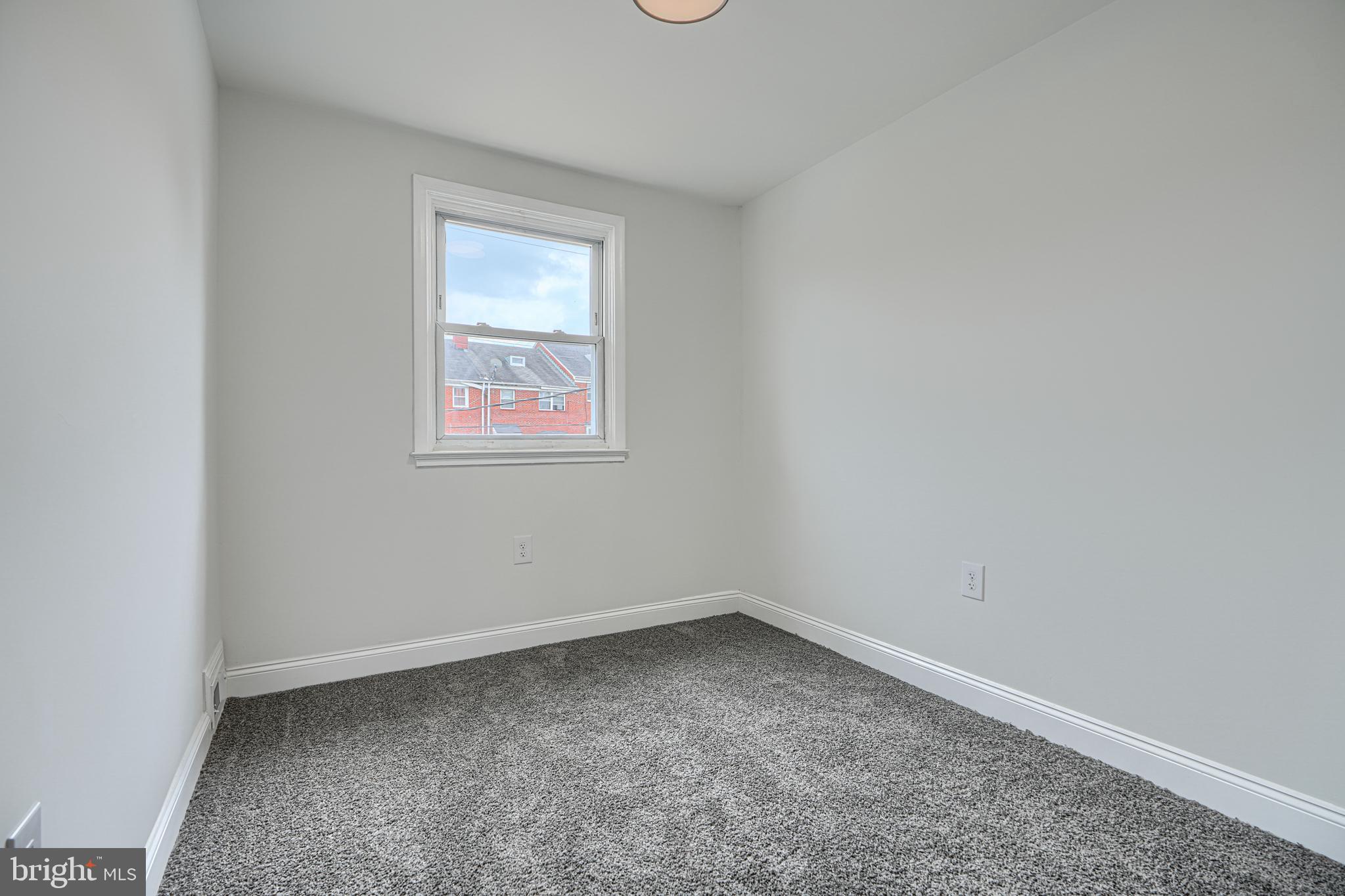 1905 Heathfield Road Baltimore, MD 21239 - Photo 24 of 49