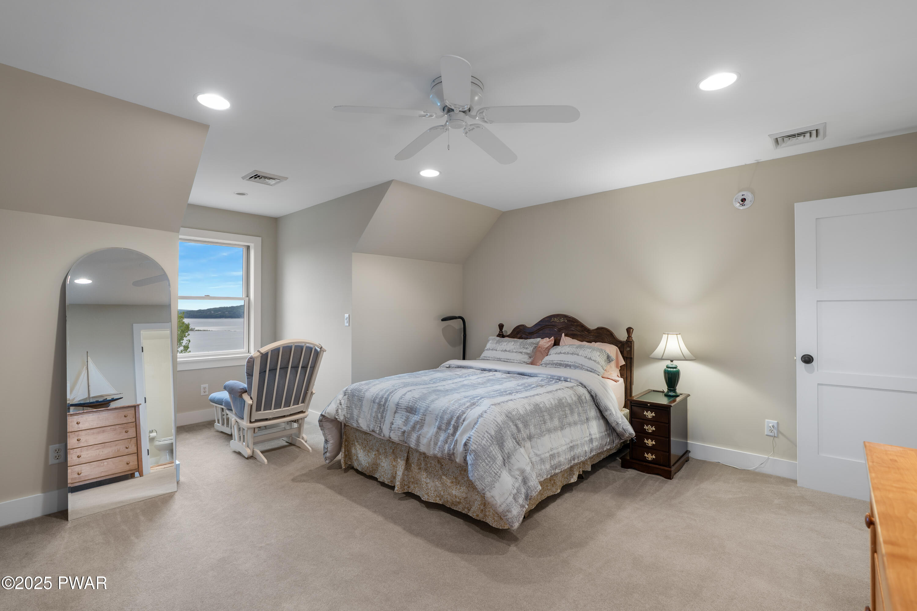 109 Paupack Road Greentown, PA 18426 - Photo 27 of 64 Bedroom 2