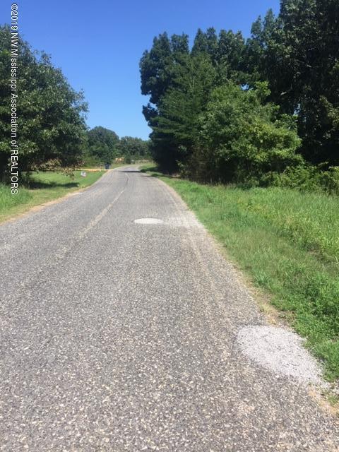 33 Rock Hill Road Sardis, MS 38666 - Photo 1 of 6 IMG_6563