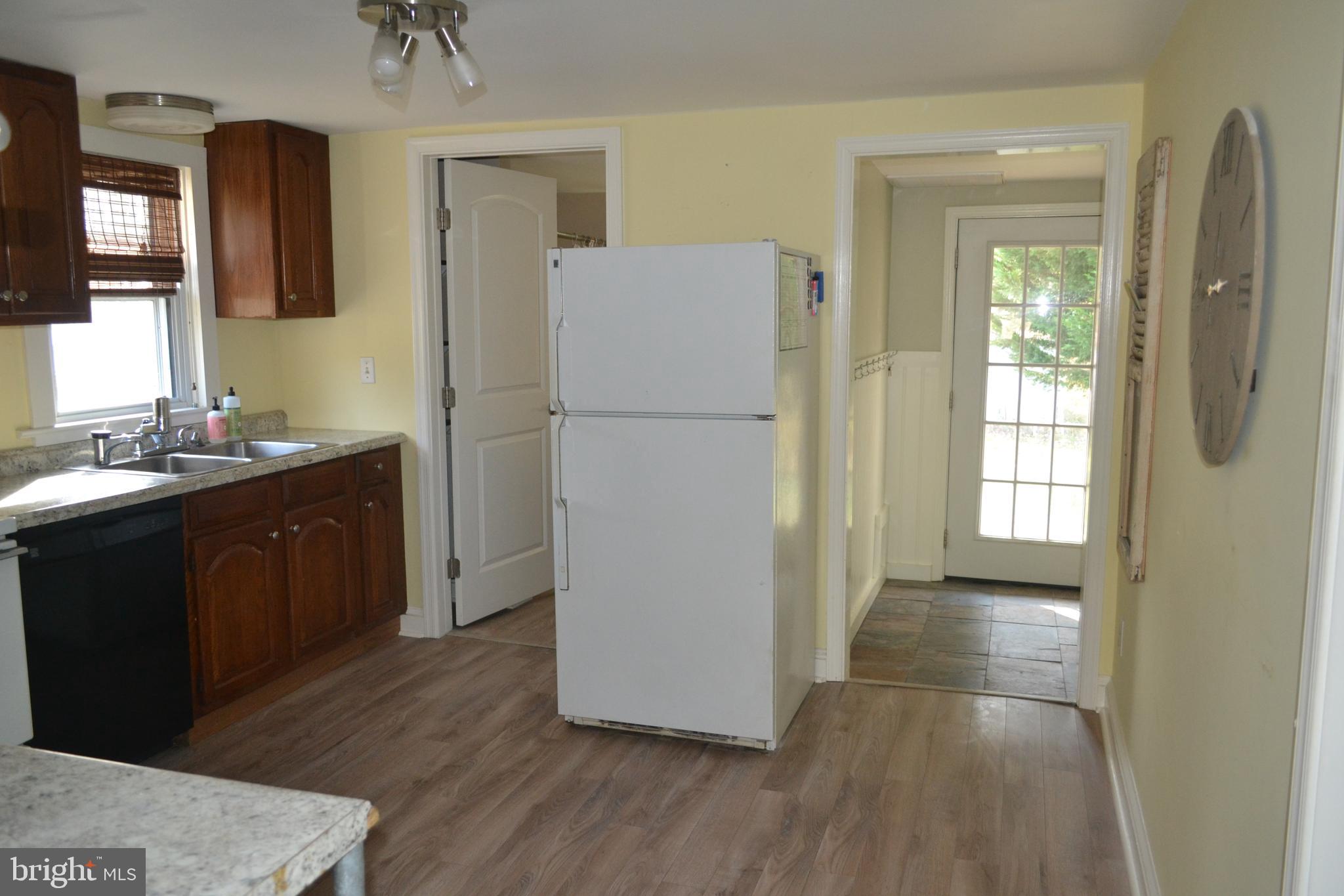 6356 Landing Neck Road Easton, MD 21601 - Photo 6 of 20 Great Kitchen with room for a small table.