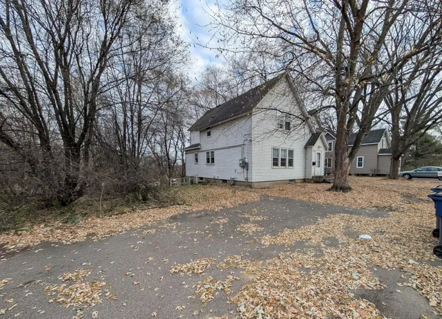 $182,450 | 1610 7th Avenue South, St. Cloud, MN 56301