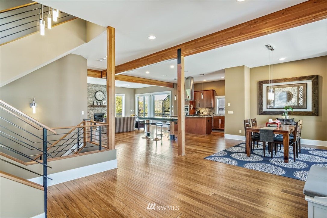 1019 North 28th Place Renton, WA 98056 - Photo 3 of 25