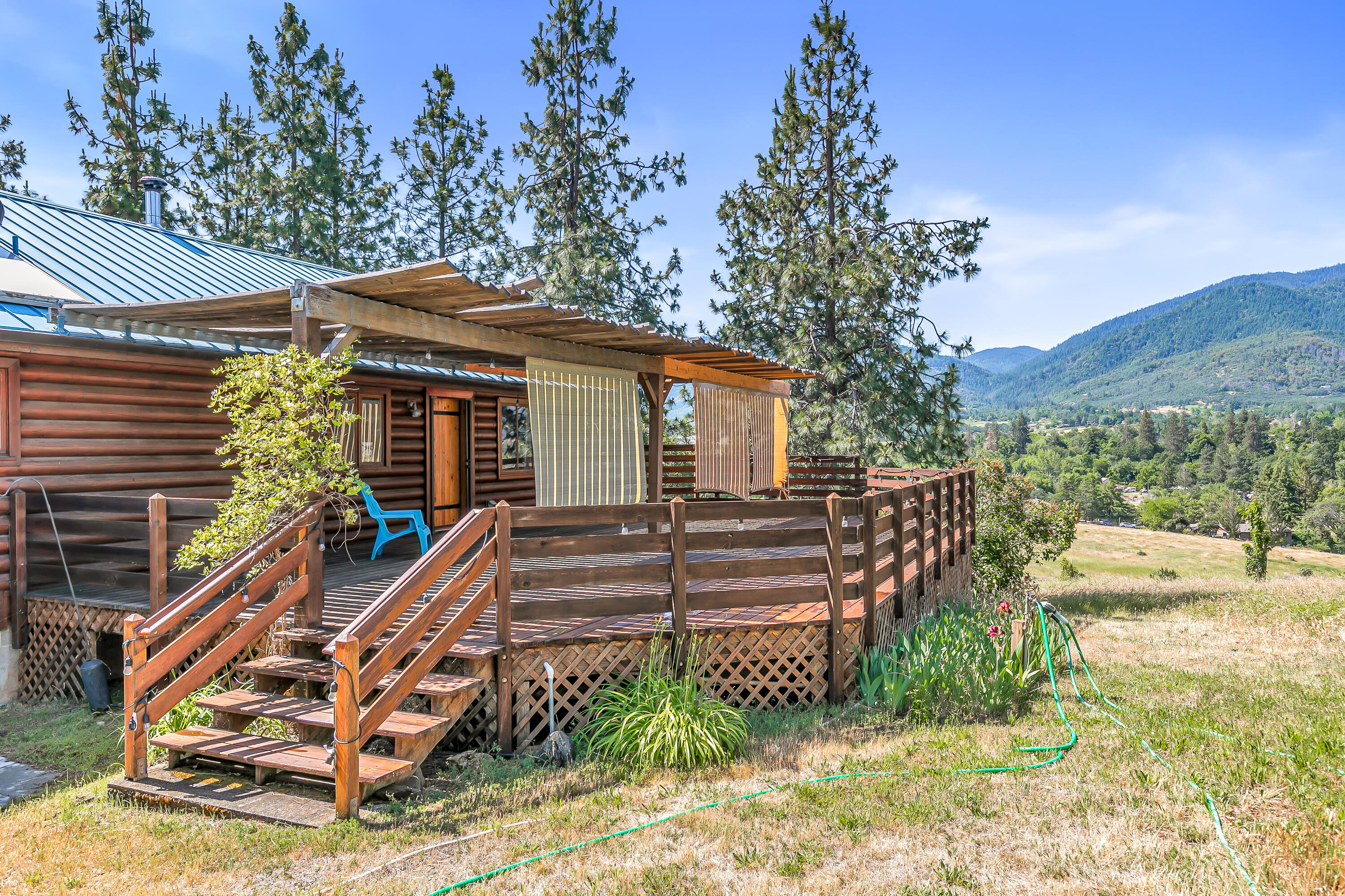 11597 Corp Ranch Road Ashland, OR 97520 - Photo 40 of 57 9R9A4480