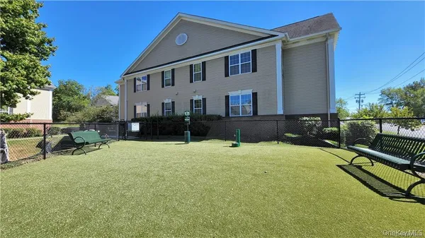 $3,095 | 208 Canter Court, Goshen, NY 10924