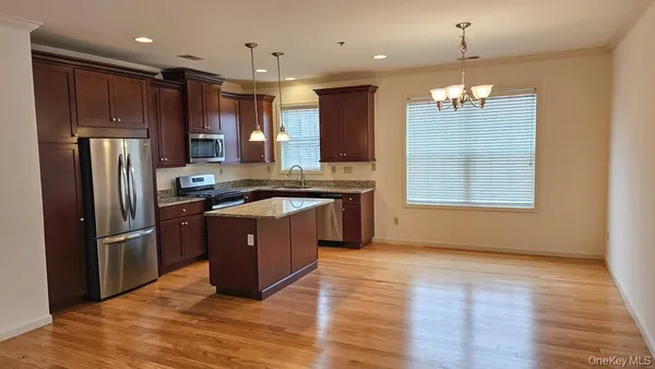 $3,095 | 208 Canter Court, Goshen, NY 10924