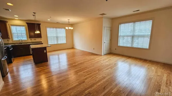 $3,095 | 208 Canter Court, Goshen, NY 10924