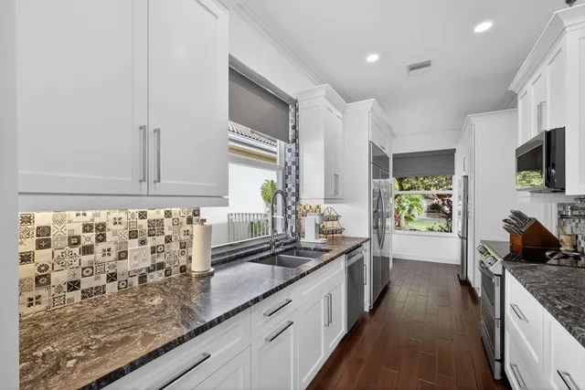 $1,100,000 | 177 Hampton Place, Jupiter, FL 33458