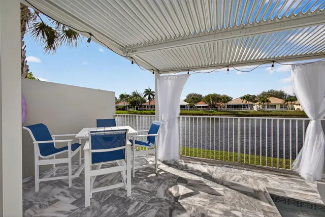 $1,100,000 | 177 Hampton Place, Jupiter, FL 33458