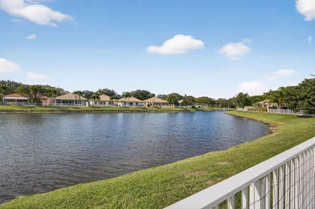 $1,100,000 | 177 Hampton Place, Jupiter, FL 33458