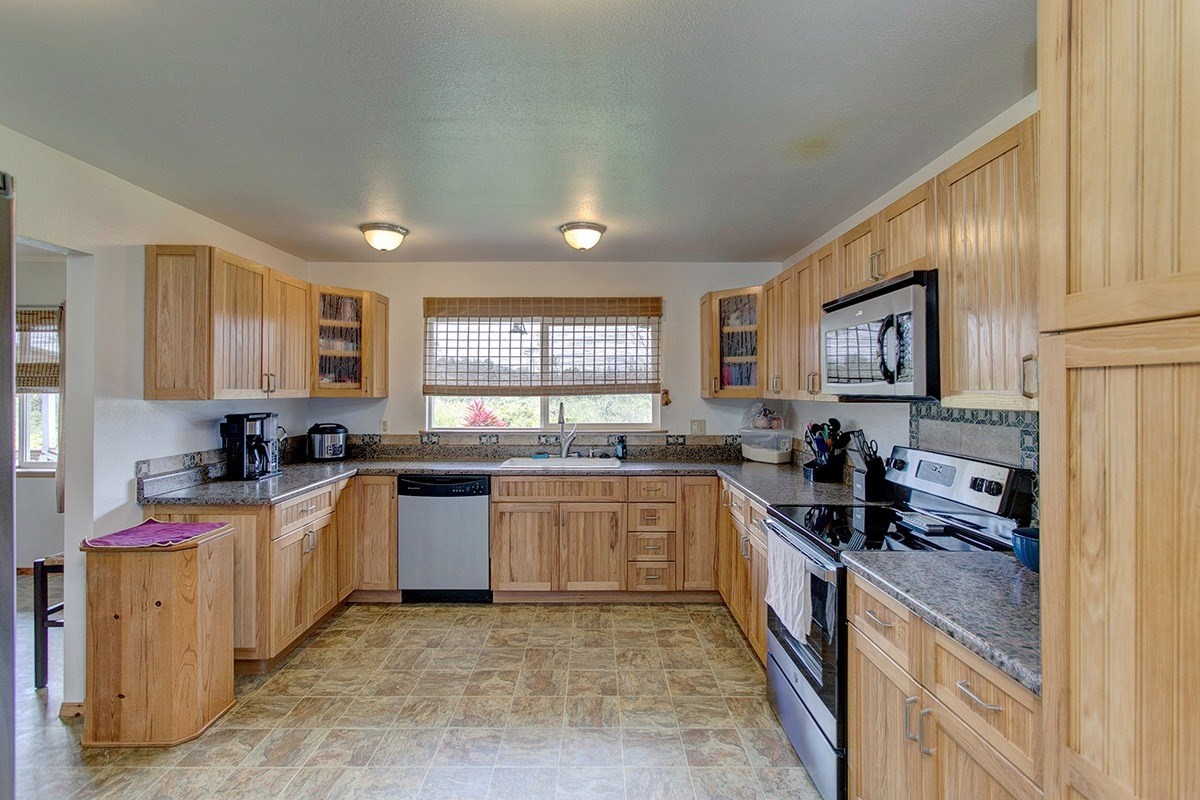 11-2398 Kaleponi Road Mountain View, HI 96771 - Photo 13 of 22 Gallery Image 13