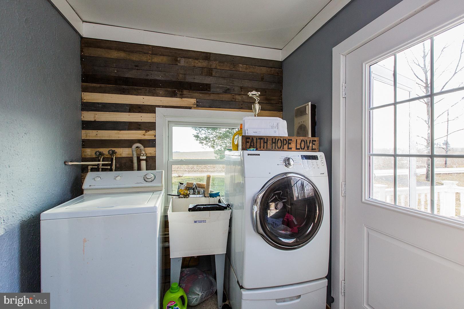 38 Fulton View Road Quarryville, PA 17566 - Photo 16 of 42 a utility room with dryer and washer