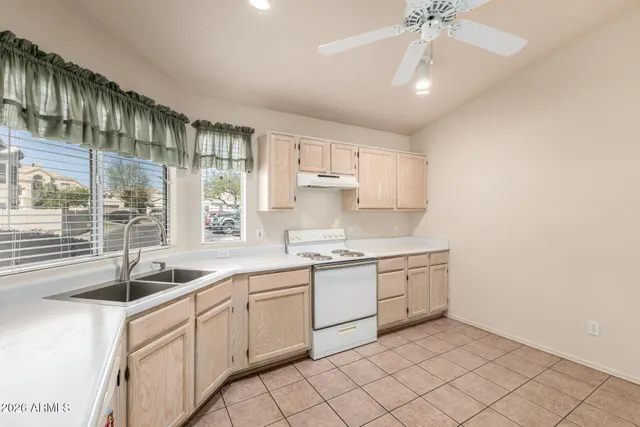 $369,000 | 8919 West Acapulco Lane, Peoria, AZ 85381