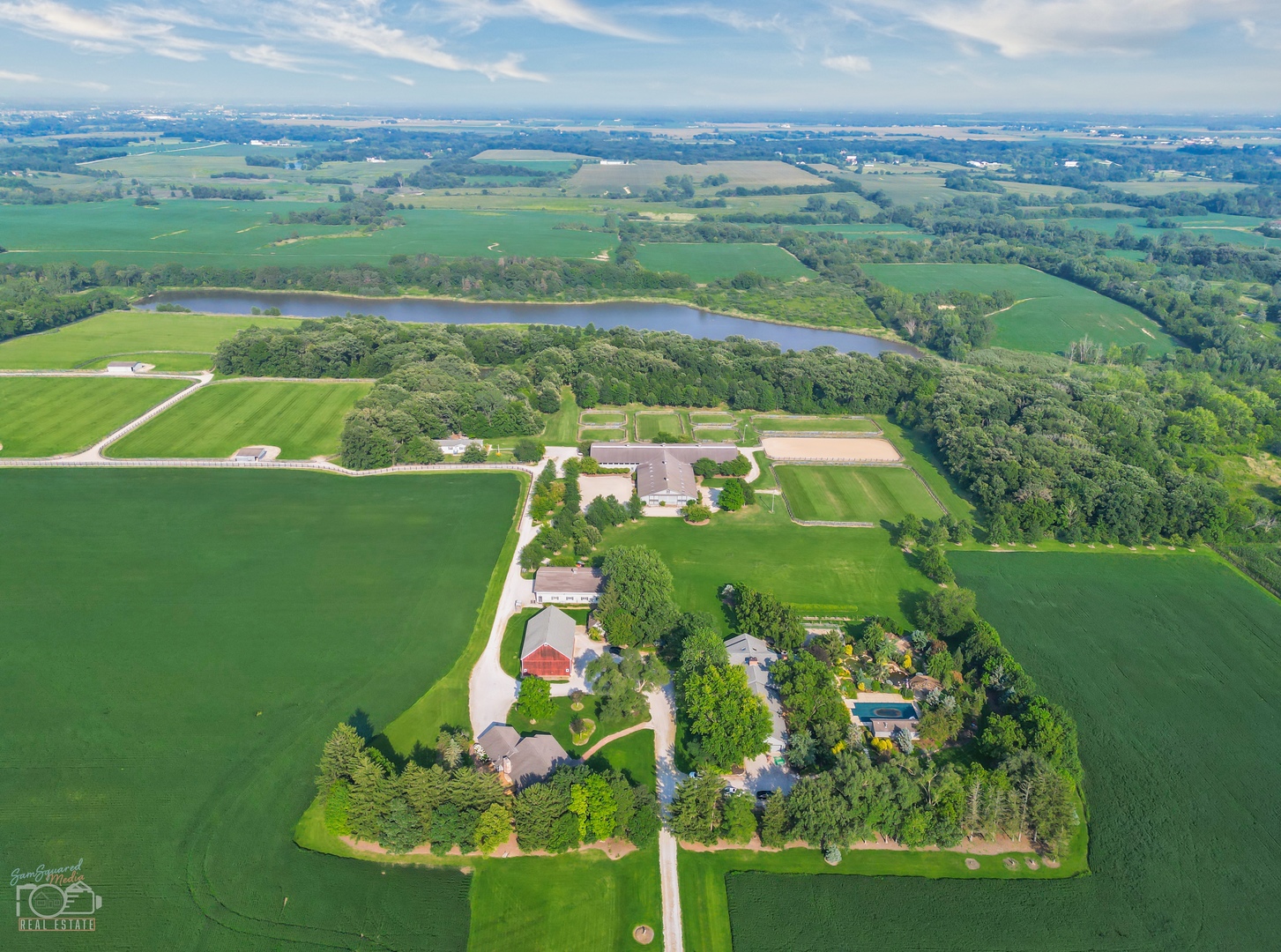 27241 South Stoney Island Avenue Crete, IL 60417 - Photo 1 of 147
