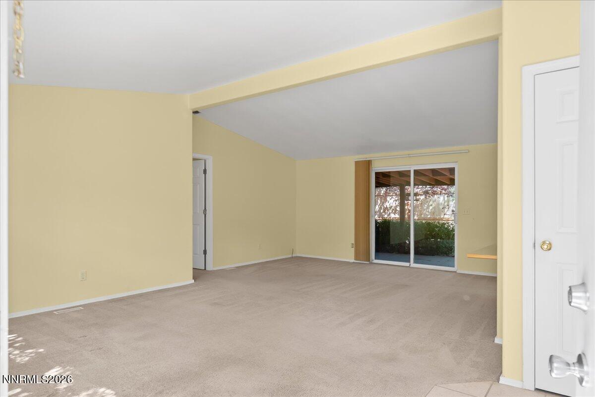 7621 Diamond Pointe Way Reno, NV 89506 - Photo 4 of 32 04-7621 Diamond Pointe Way Reno NV 89506