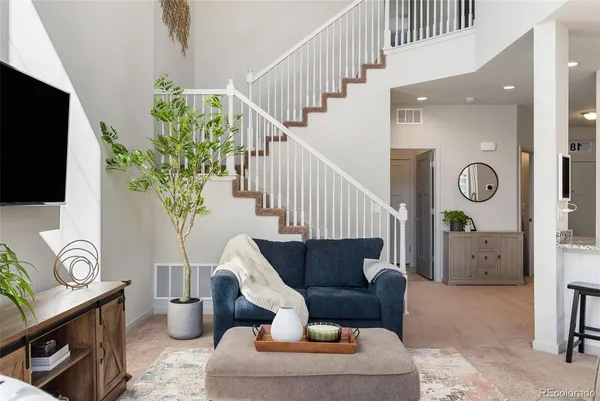 a view of entryway and workspace