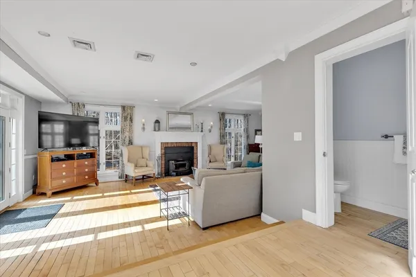 $1,200,000 | 9 Fletcher Street, Plainville, MA 02762