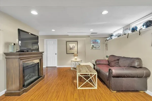 $1,200,000 | 9 Fletcher Street, Plainville, MA 02762