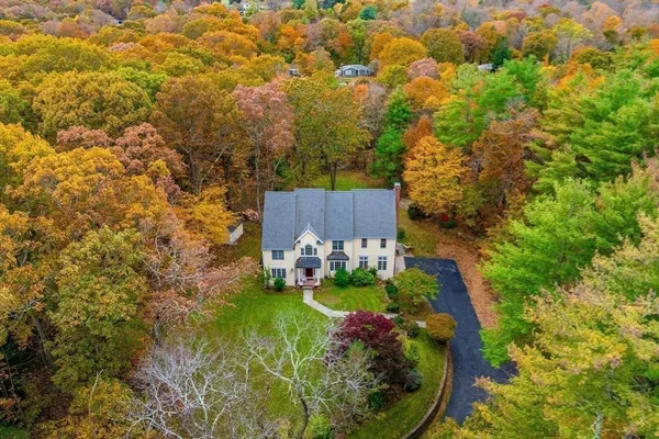 $1,200,000 | 9 Fletcher Street, Plainville, MA 02762