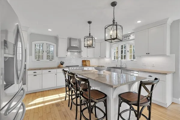 $1,200,000 | 9 Fletcher Street, Plainville, MA 02762