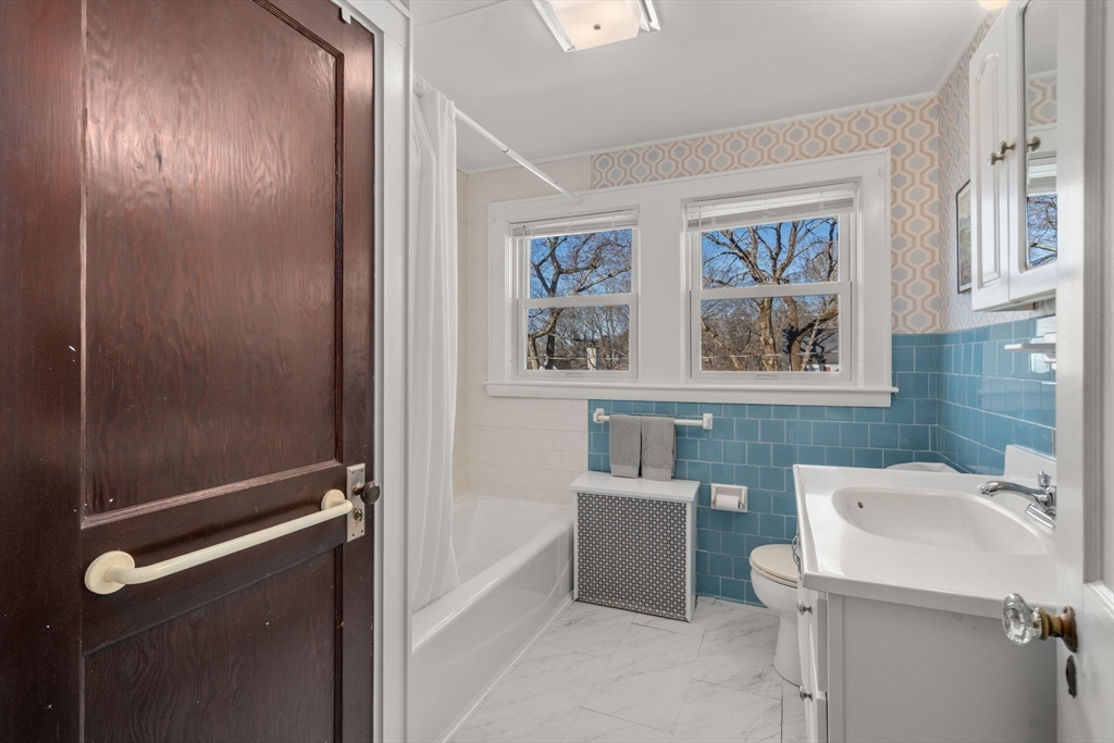 17 Brigham Road Framingham, MA 01702 - Photo 17 of 23