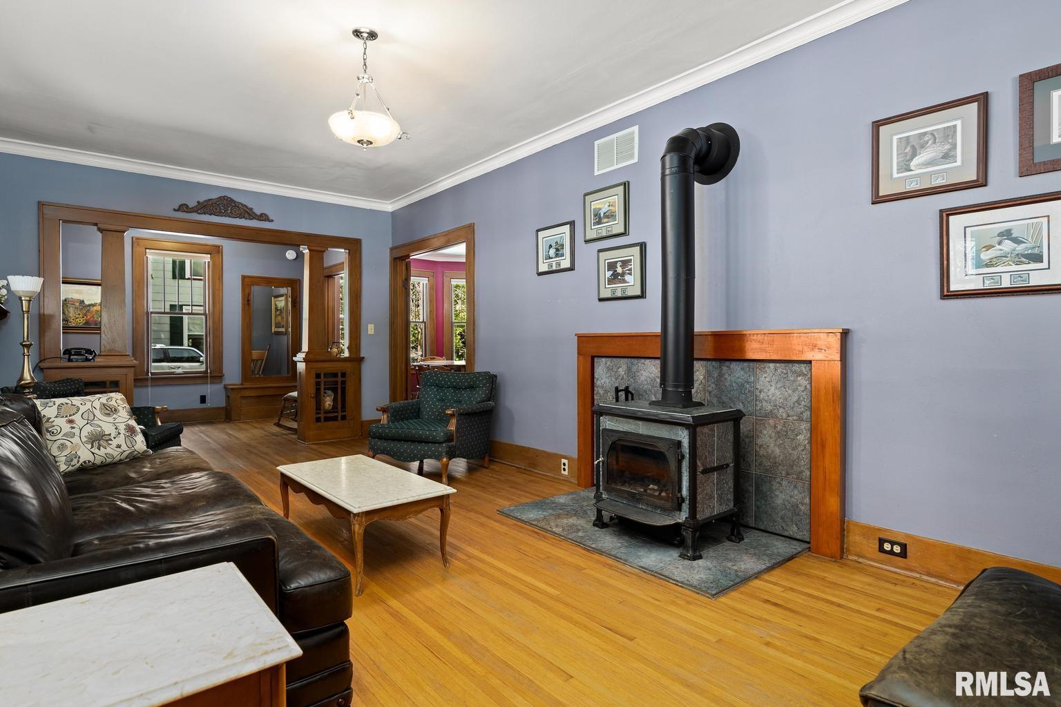 809 East Jefferson Street Washington, IL 61571 - Photo 13 of 66 Gallery Image 13