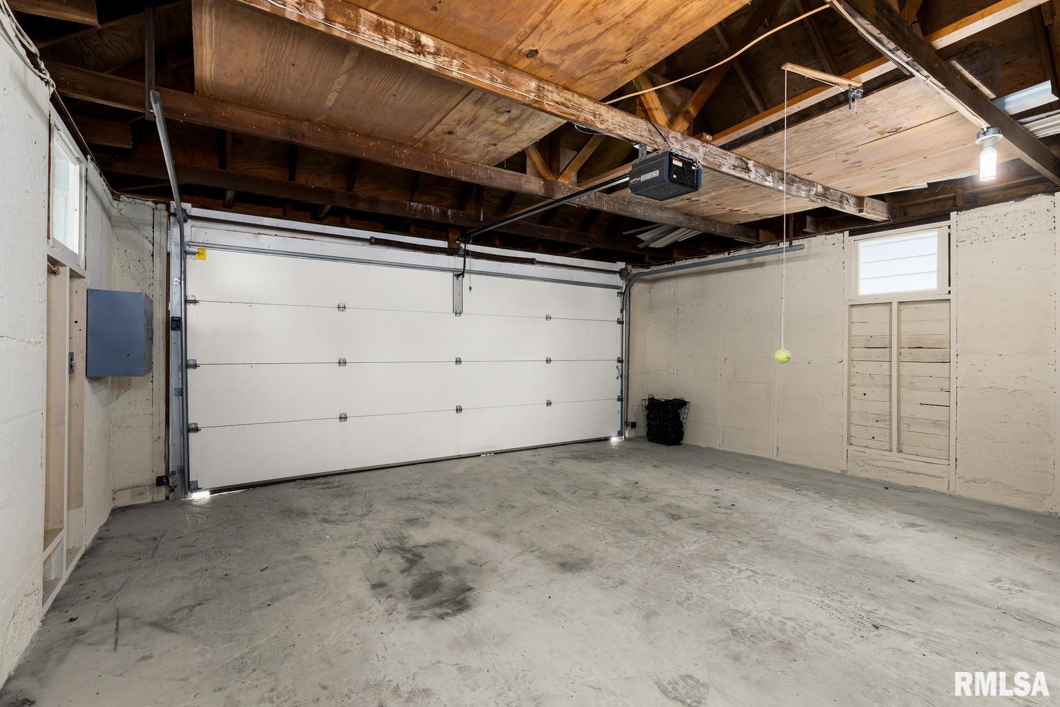 809 East Jefferson Street Washington, IL 61571 - Photo 50 of 66 Gallery Image 50