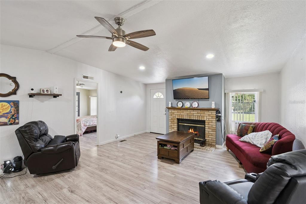 2051 Trail Cut Road Polk City, FL 33868 - Photo 3 of 37