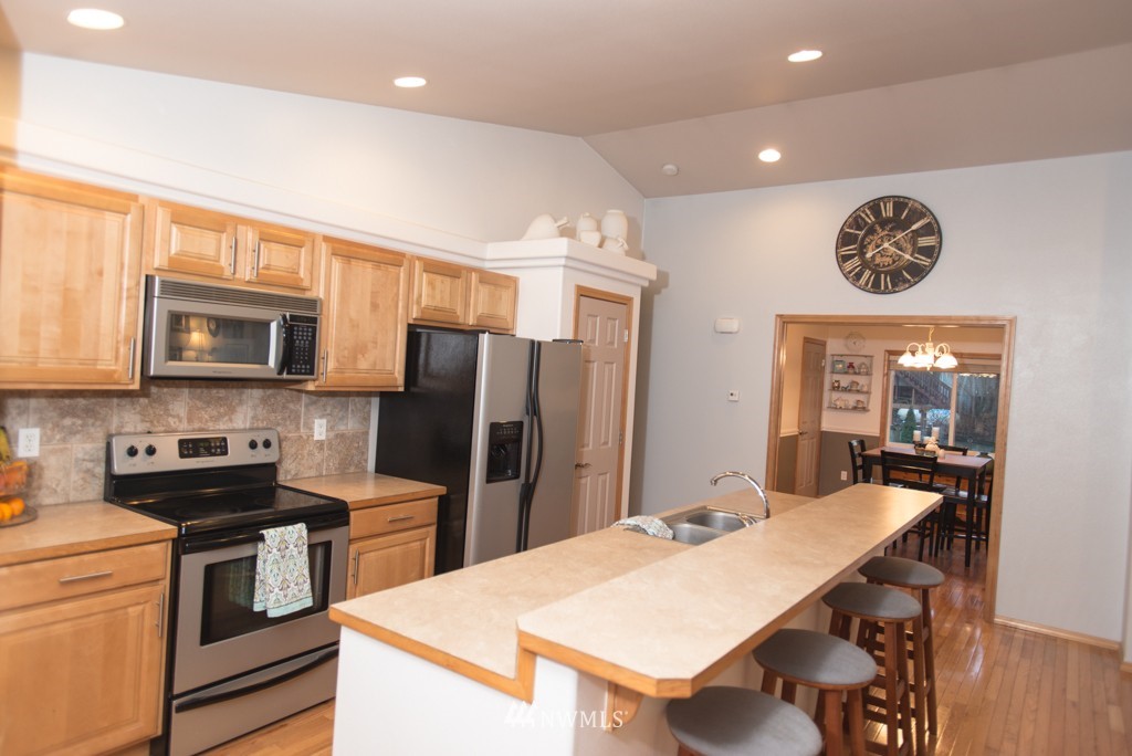 3043 Ridgeview Drive Sedro-Woolley, WA 98284 - Photo 4 of 16 Gallery Image 4