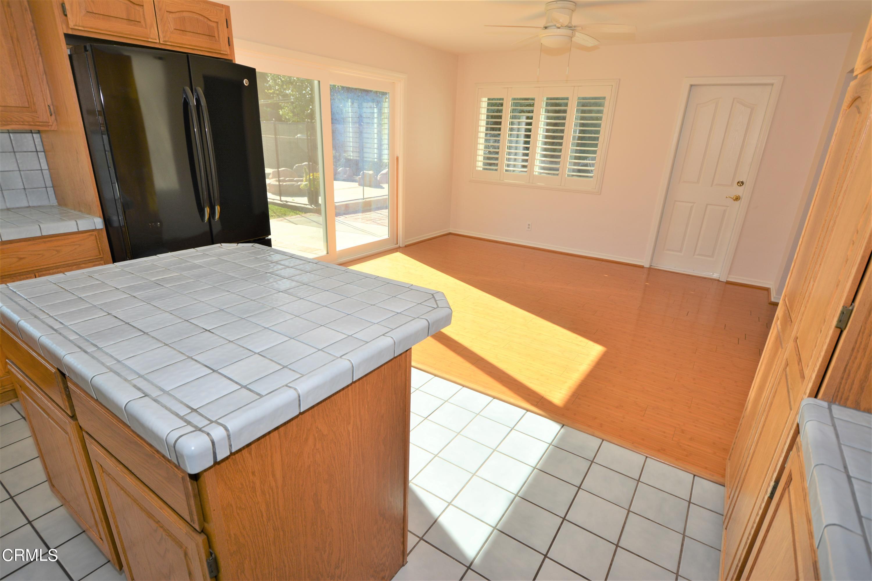 3252 Radcliffe Road Thousand Oaks, CA 91360 - Photo 12 of 31 a view of a kitchen from the hallway