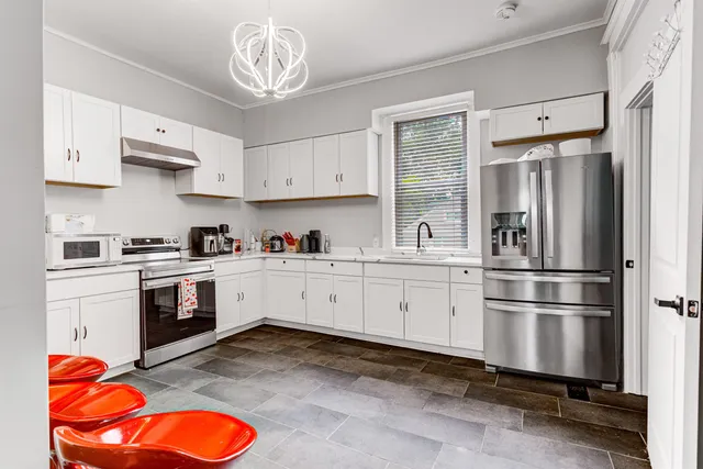 $394,999 | 1535 Monroe Avenue, Memphis, TN 38104