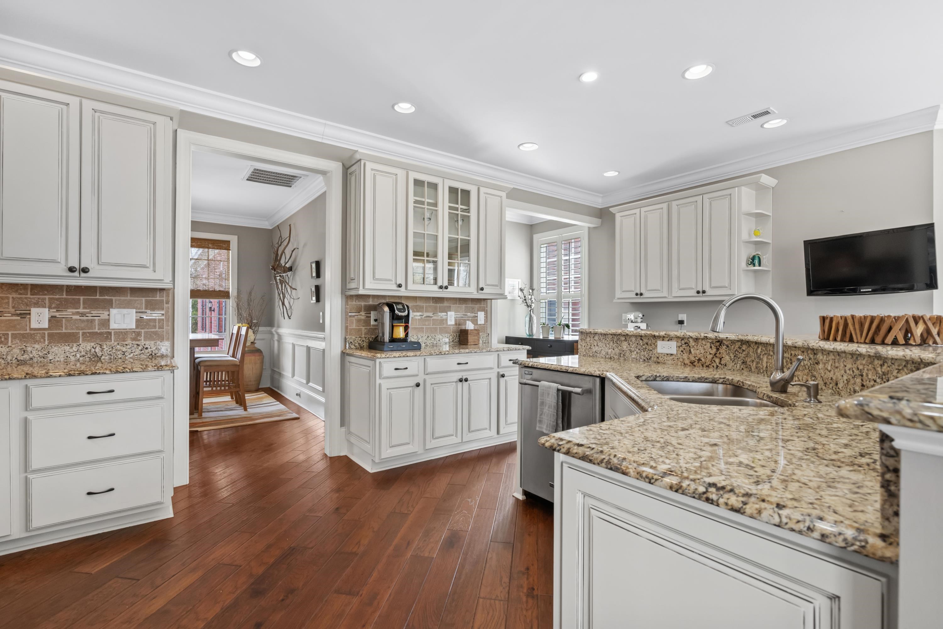 537 Nautilus Drive Murrells Inlet, SC 29576 - Photo 10 of 40 Gallery Image 10