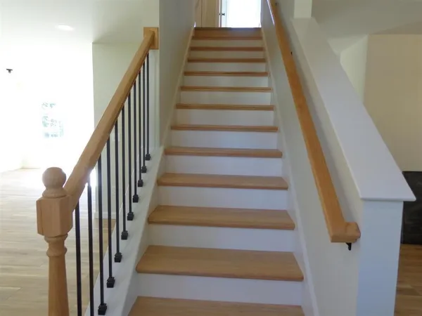 $659,900 | 97 Fairview Drive, Pittsfield, NH 03263