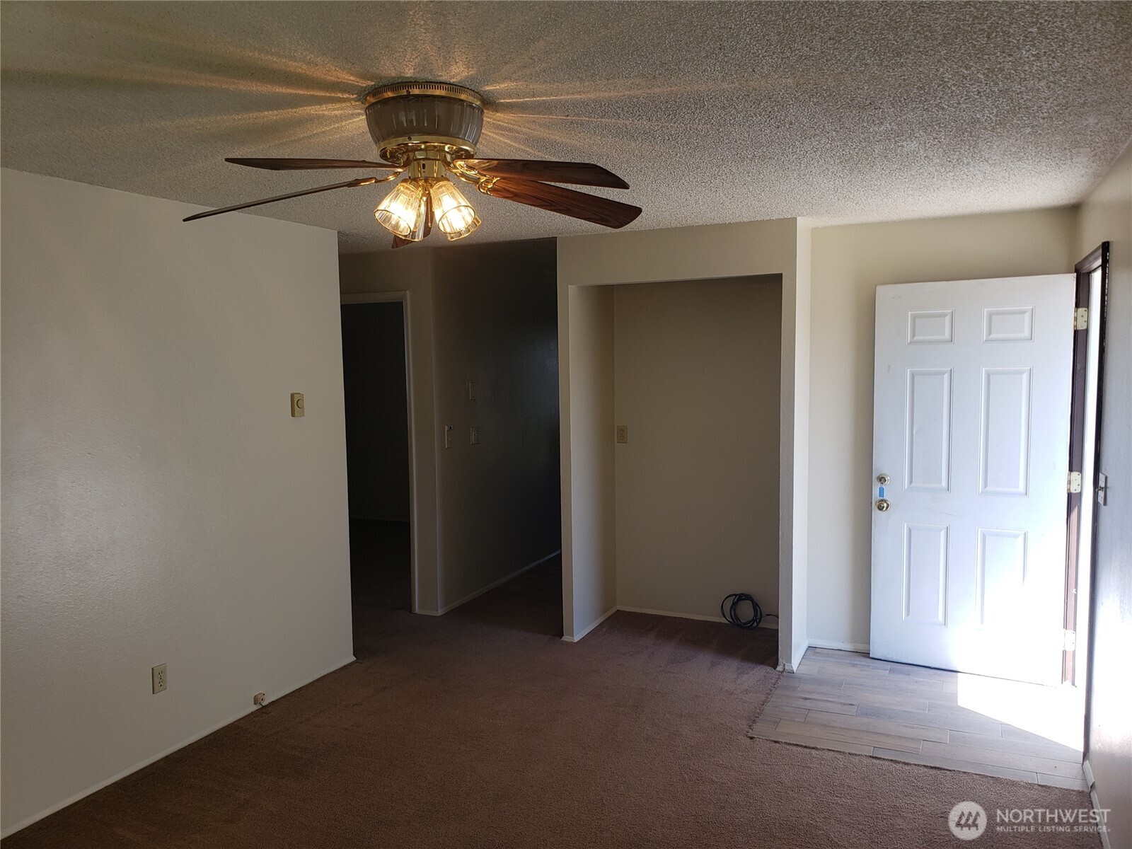 4720 Merlin Street Longview, WA 98632 - Photo 10 of 20 Gallery Image 10