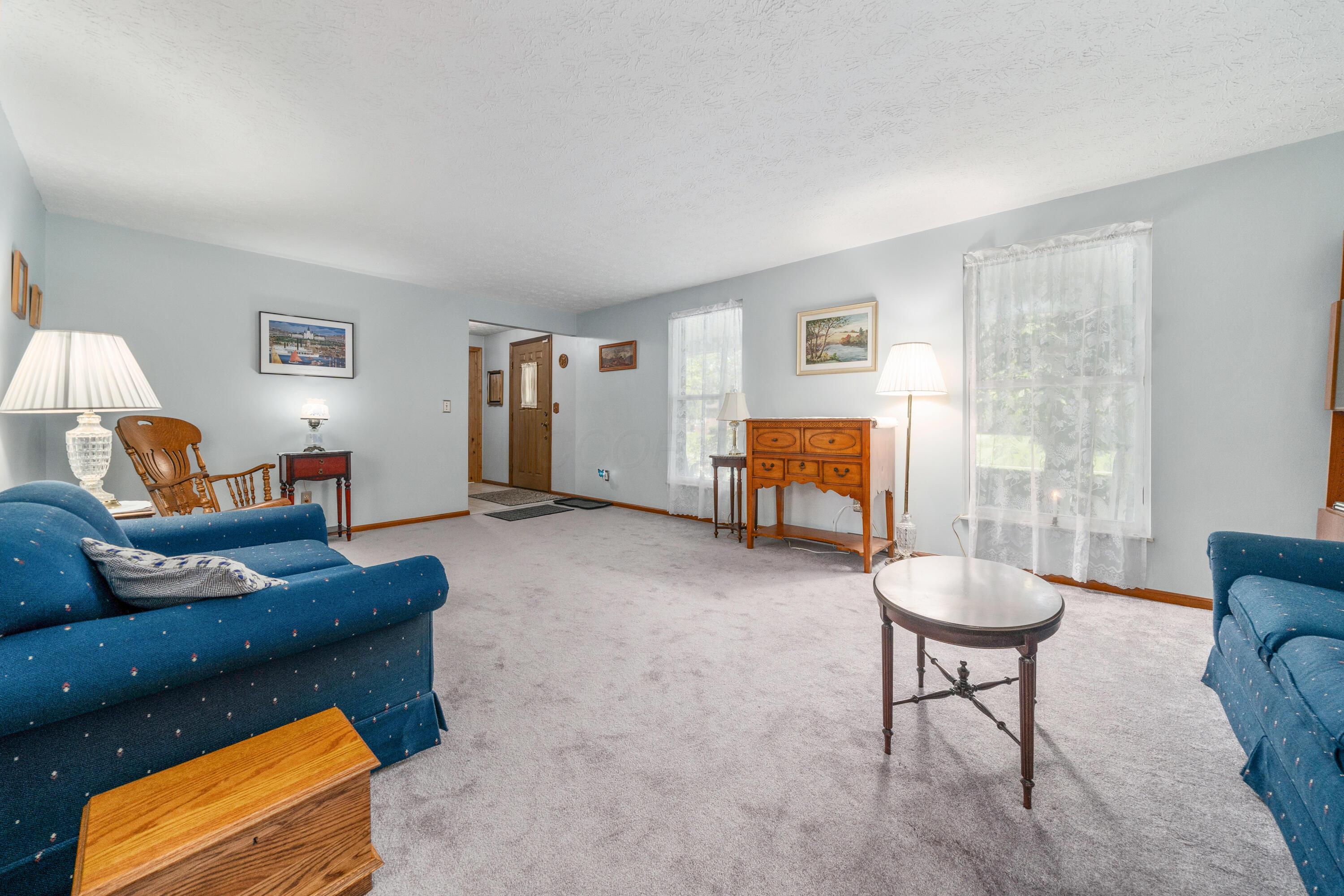 639 Link Road Whitehall, OH 43213 - Photo 9 of 73 9-print-DSC04284