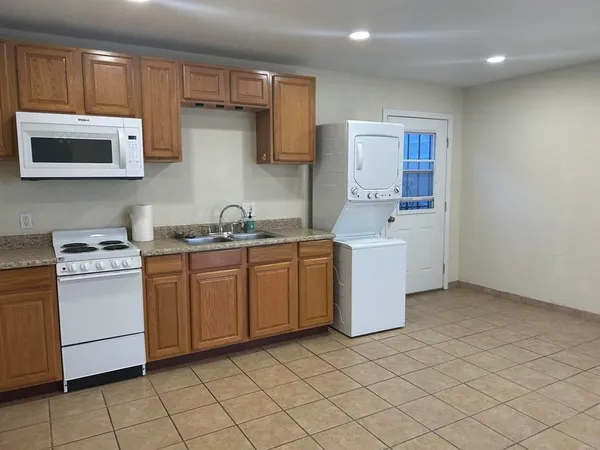 $2,000 | Undisclosed Address, San Diego, CA 92110