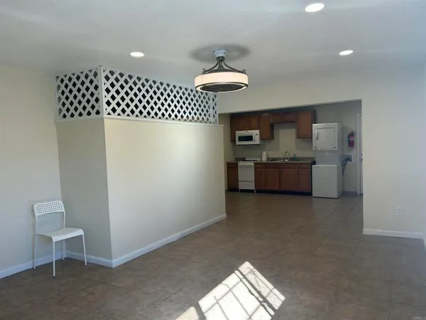 $2,000 | Undisclosed Address, San Diego, CA 92110